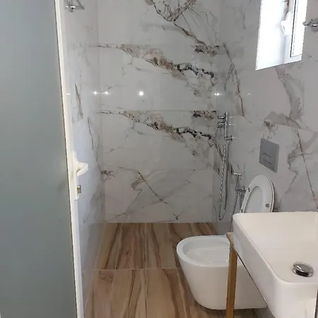 Appartamento Leli Sarandë