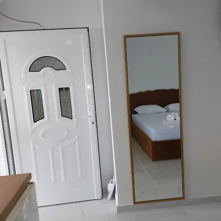 Leli Appartamento Sarandë